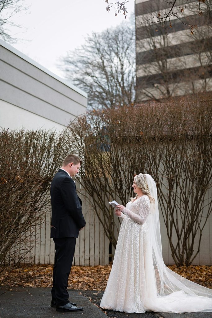 Sparkling & Heartfelt Winter Wedding At The Fez | Burgh Brides | Kristen Wynn Photography