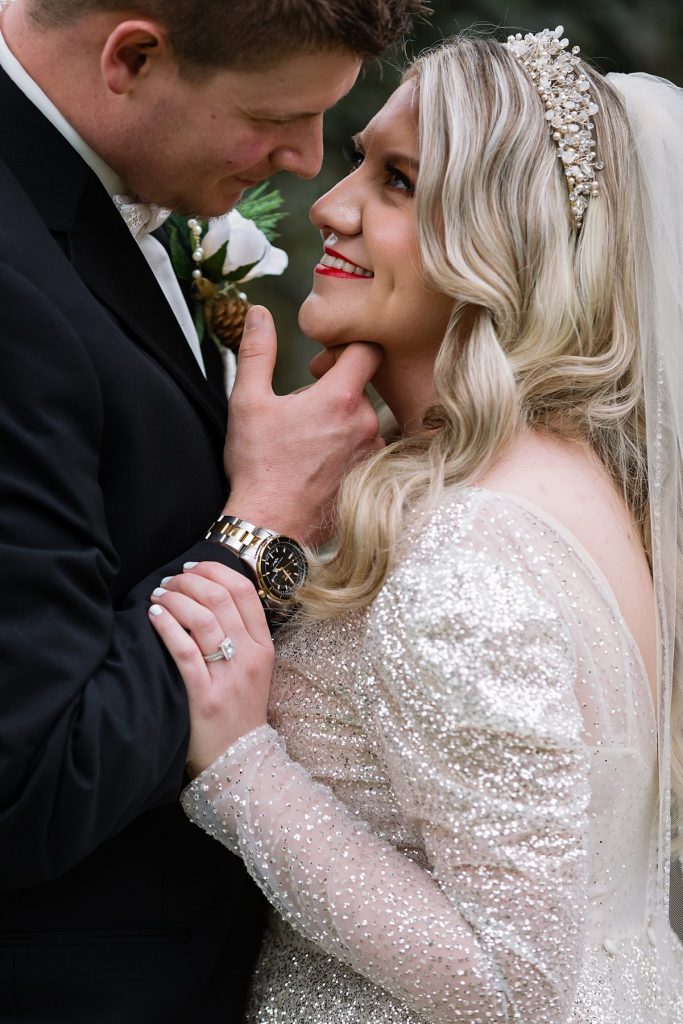 Sparkling & Heartfelt Winter Wedding At The Fez | Burgh Brides | Kristen Wynn Photography