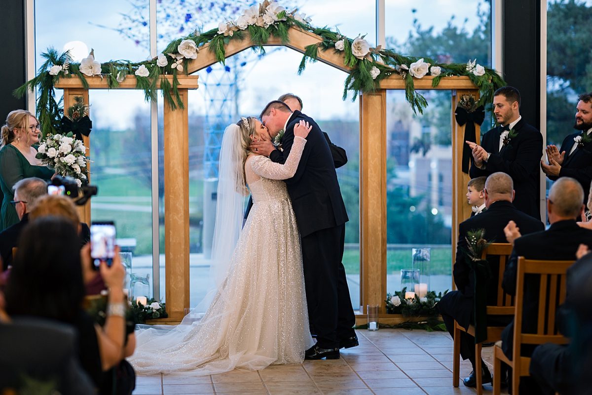 Sparkling & Heartfelt Winter Wedding At The Fez | Burgh Brides | Kristen Wynn Photography