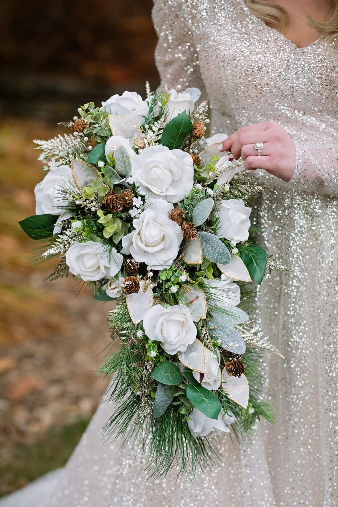 Sparkling & Heartfelt Winter Wedding At The Fez | Burgh Brides | Kristen Wynn Photography