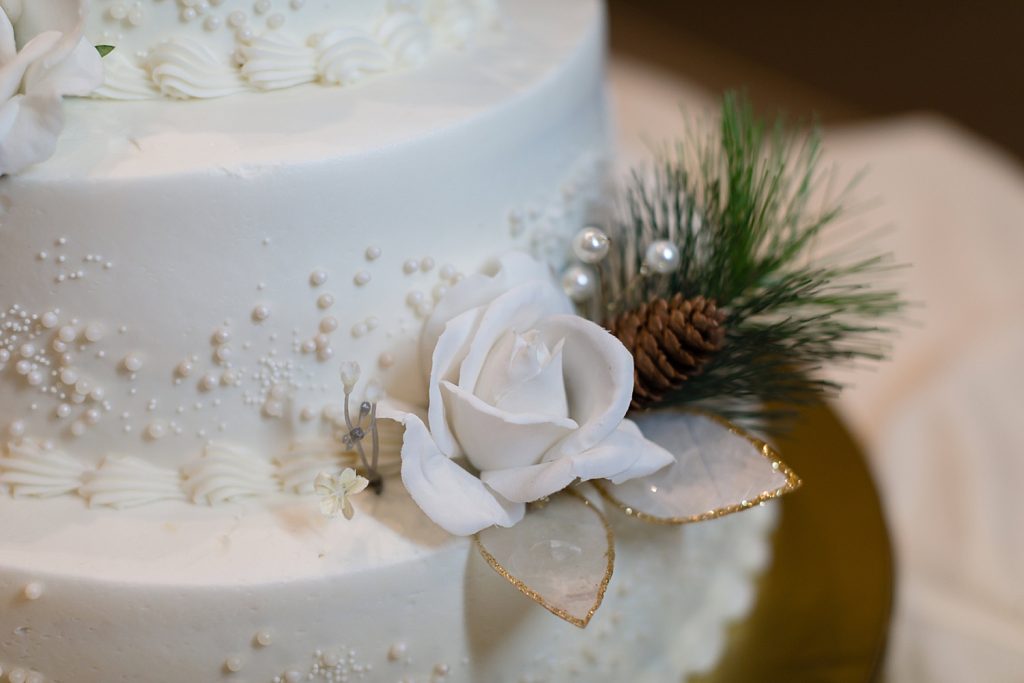 Sparkling & Heartfelt Winter Wedding At The Fez | Burgh Brides | Kristen Wynn Photography