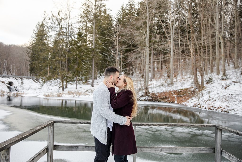 Snowy Winter Engagement Shoot At Seven Springs | Burgh Brides | Kayla Bri Photography
