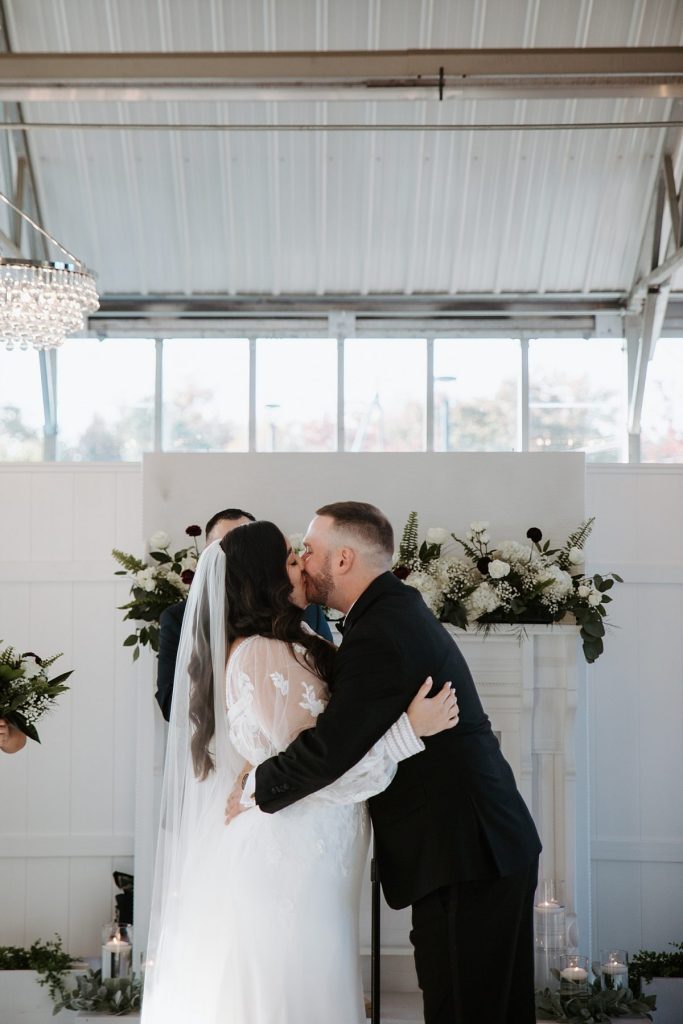 Modern Light-Filled Greenhouse Wedding At The Atrium | Burgh Brides | Iris Marie Photography