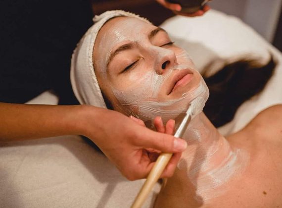 La Pomponnée Beauty Artisans | Pittsburgh Day Spa | Burgh Brides