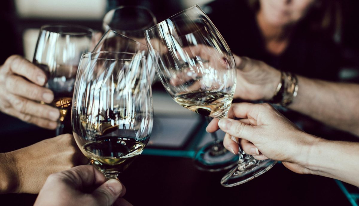 How to Calculate Alcohol Needs & Serve Drinks Responsibly at Your Wedding | Burgh Brides