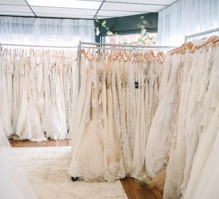 What to Wear Wedding Dress Shopping | Burgh Brides