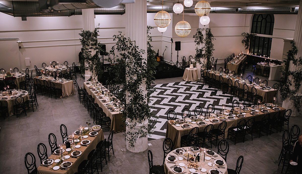 This Franklin on Penn Wedding is a Wintery Moodboard Dream | Burgh Brides | Kaitlin Powell Photography