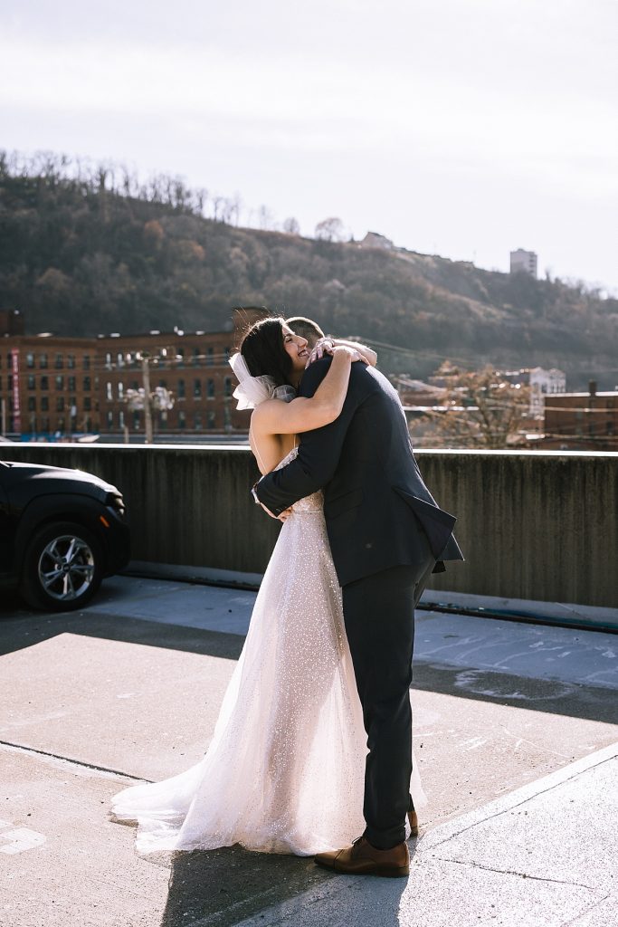 This Franklin on Penn Wedding is a Wintery Moodboard Dream | Burgh Brides | Kaitlin Powell Photography
