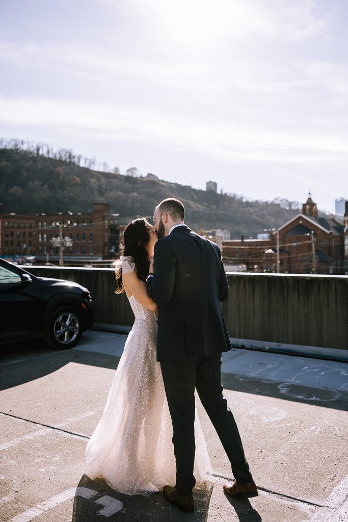 This Franklin on Penn Wedding is a Wintery Moodboard Dream | Burgh Brides | Kaitlin Powell Photography