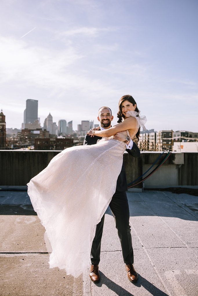 This Franklin on Penn Wedding is a Wintery Moodboard Dream | Burgh Brides | Kaitlin Powell Photography