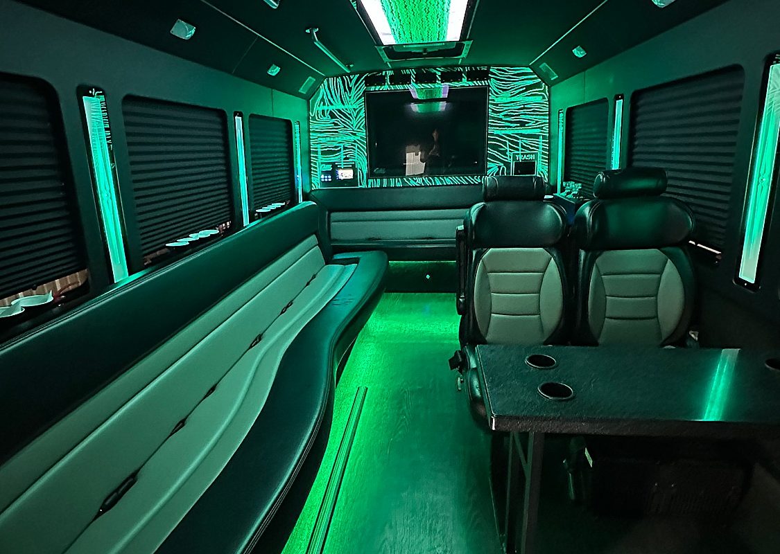 Red Carpet Limo | Pittsburgh Wedding Transportation | Burgh Brides