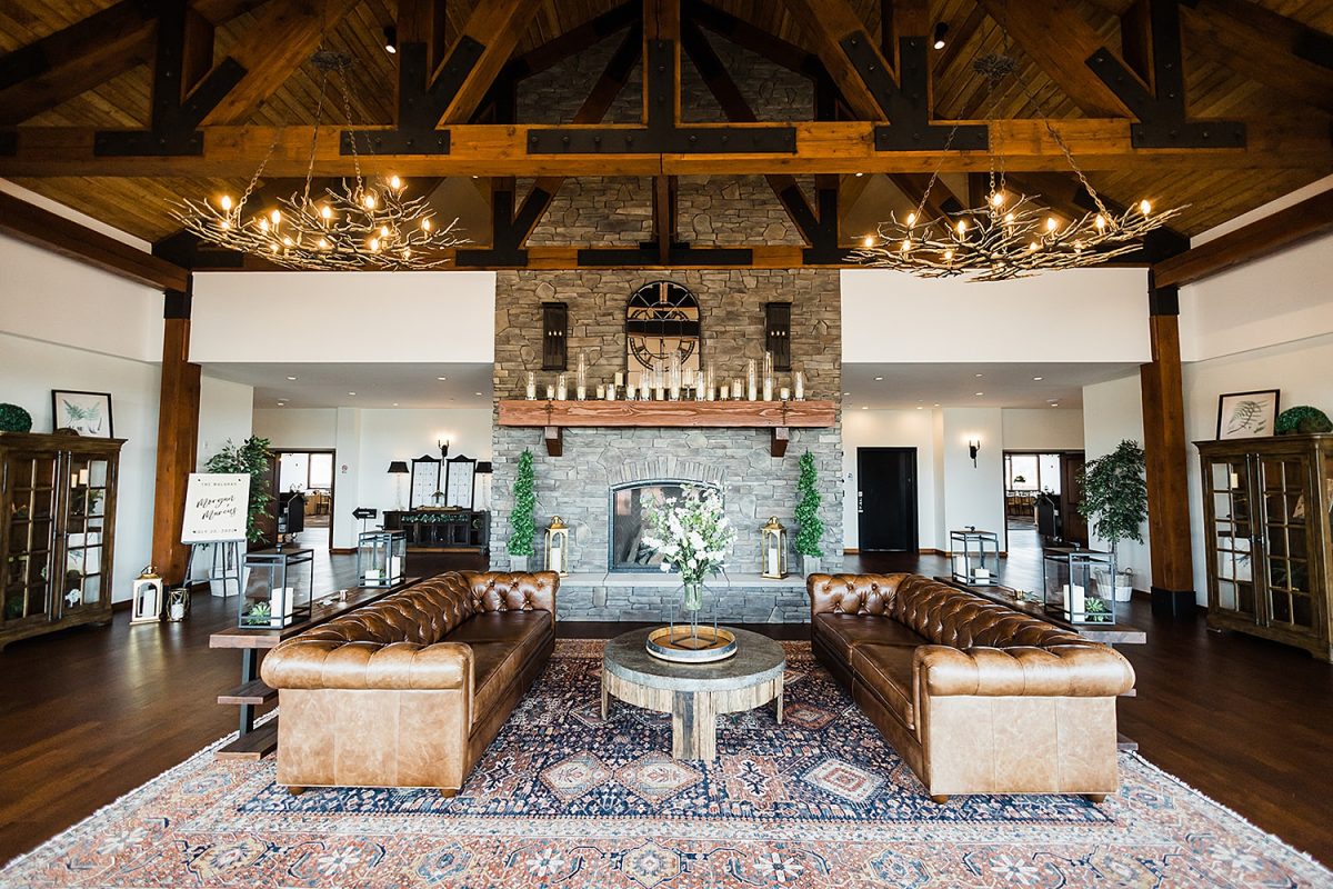 The Club at Blackthorne | Pittsburgh Wedding Venue | Burgh Brides