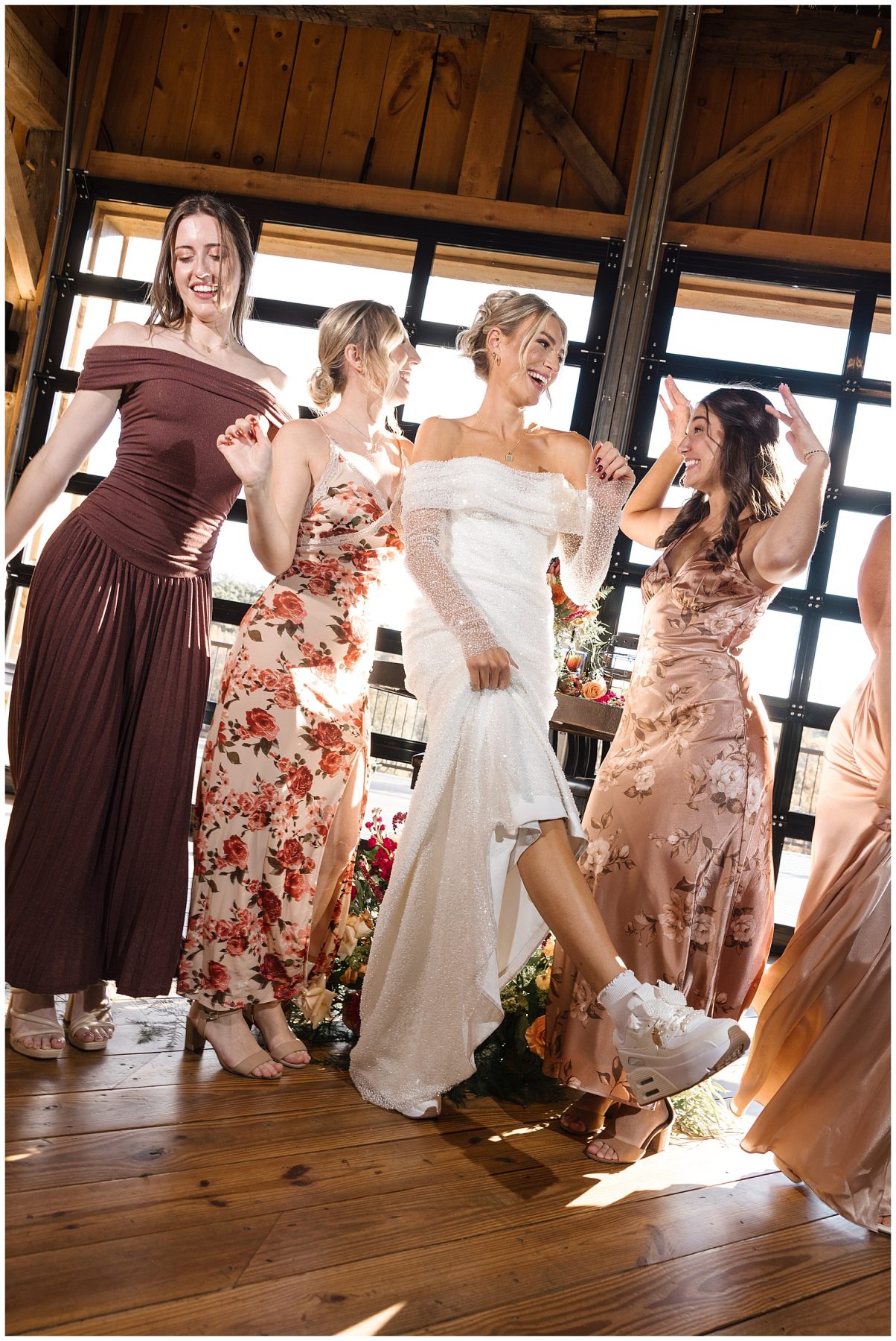 Vintage-Inspired Wedding Shoot at Glen Eden Barn | Burgh Brides | Linnea Marie Photography